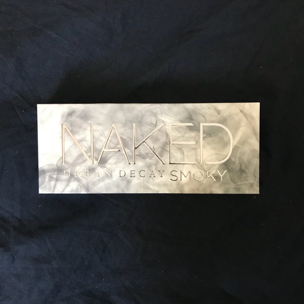Urban Decay Naked Smoky Palette